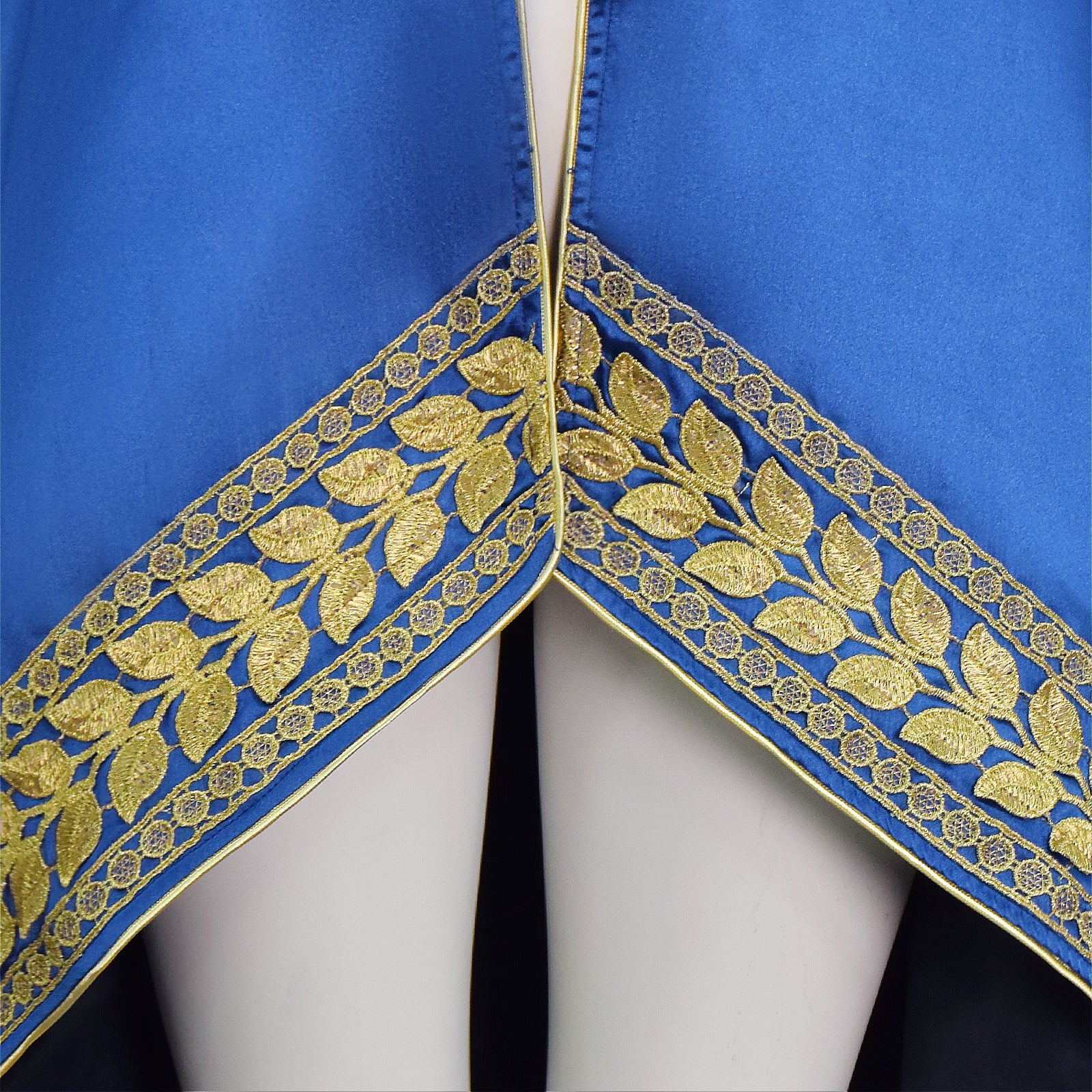 Baroque Cosplay Costume Royal Blue Military Tailcoat Performance Dress Lady Halloween Suit