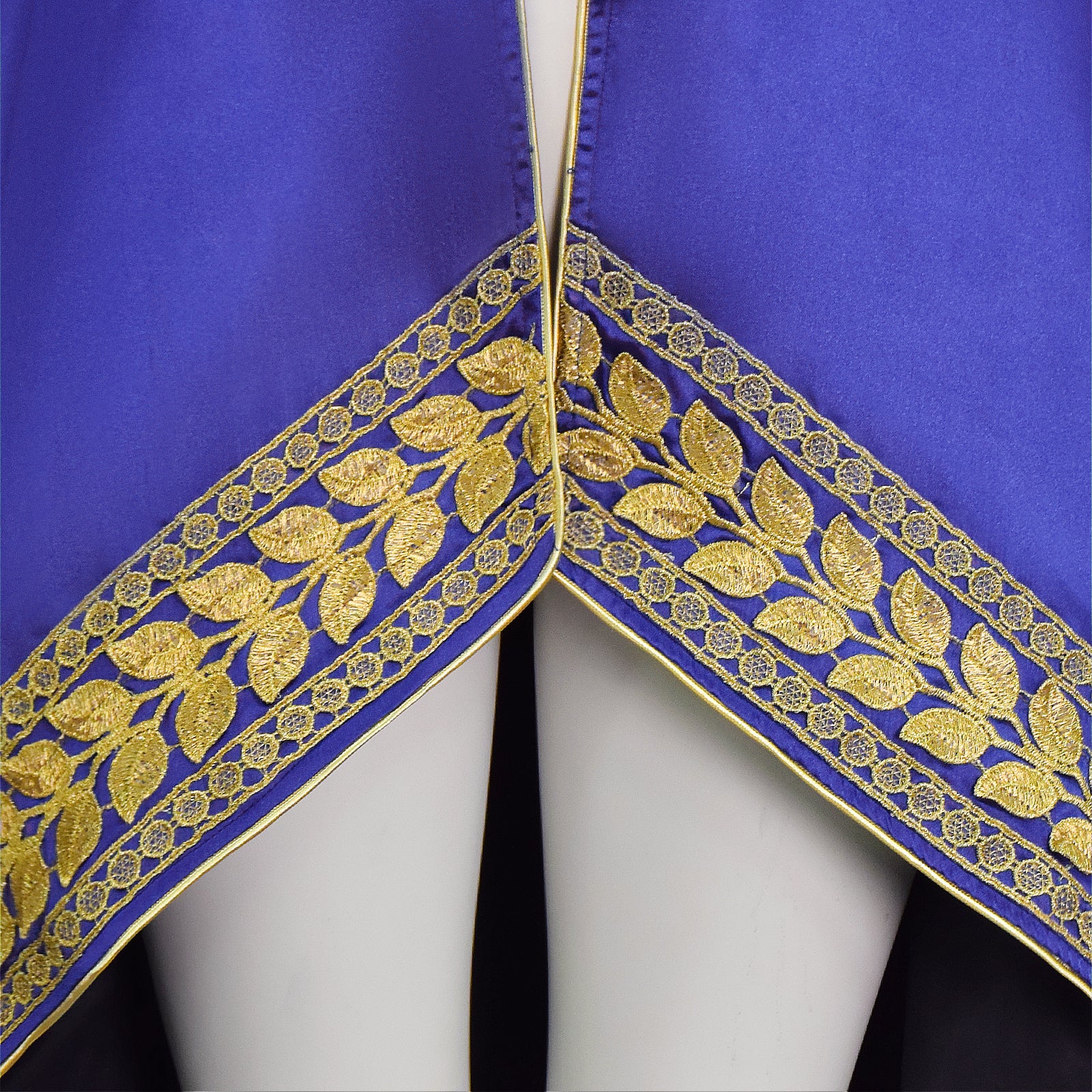 Baroque Cosplay Costume Royal Purple Military Tailcoat Performance Dress Lady Halloween Suit