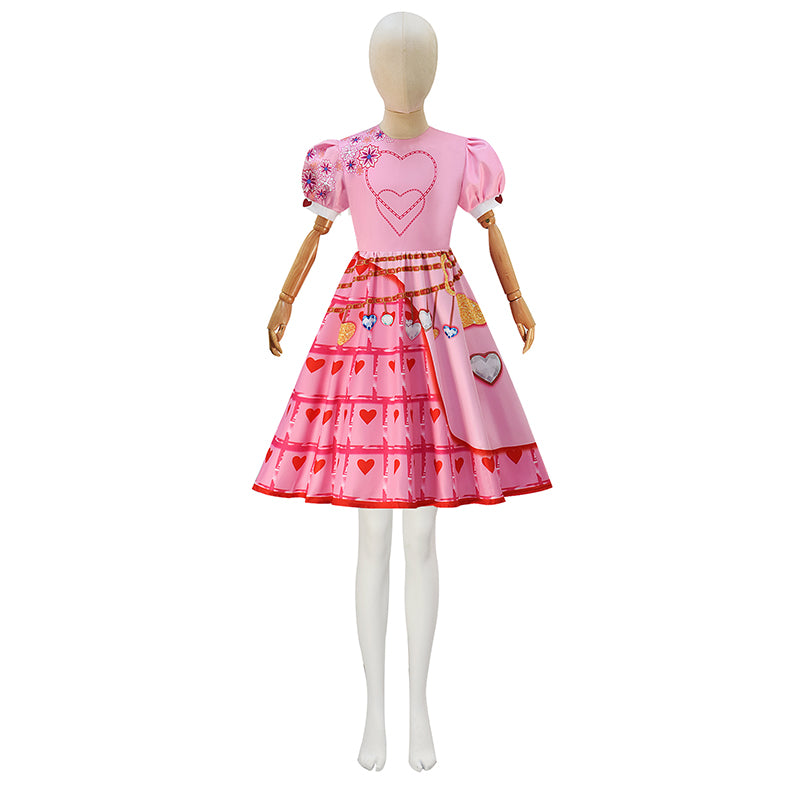descendants pink dress Do the outfits in Maleficent and Descendants 3 resemble each other?